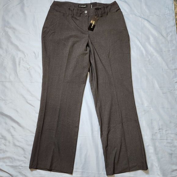 NWT Lane Bryant Plus Size 14 Classic Trouser Pants Gray Nipped at Knee Wider Leg - Picture 1 of 12